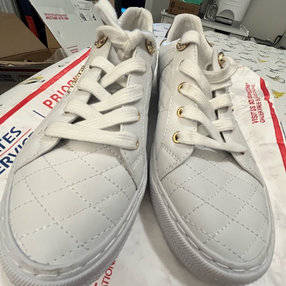 ๐๐ฆ๐ธ๐ฝ ๐๐พ๐ฎ๐ผ๐ผ ๐ผ๐ท๐ฎ๐ช๐ด๐ฎ๐ป๐ผ - Picture 8 of 9